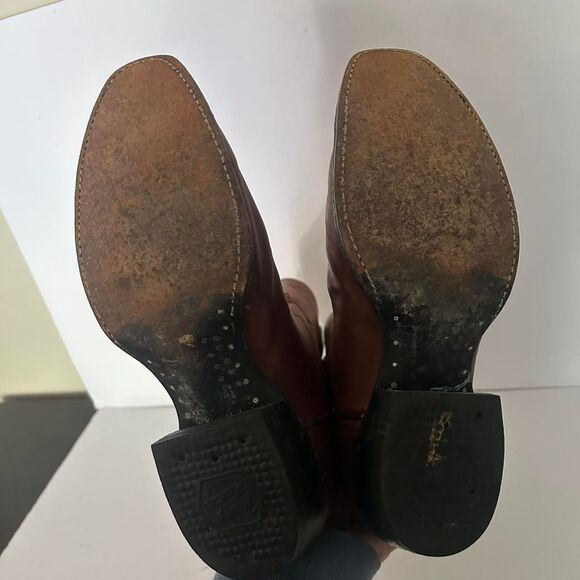 Vintage Tony lama Brown leather university cowboy boots with a boho vibe - Picture 8 of 8